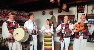Eugen morari am avut bucuria sa cantam la botezul. Arhive Muzica Populara Maramures Pagina 3 Din 6 Gazeta Muzicantilor