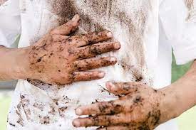 Tricks To Remove Tough Mud Stains From Clothing Stain Removal Guide Grease Stains Stain On Clothes