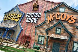 hatfield mccoy dinner show tennessee bound gatlinburg