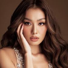 Trước khi cưới Ngô Thanh Vân, Huy Trần từng yêu mỹ nhân bốc lửa, đang được  dự đoán sẽ thành Hoa hậu