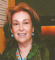 Sandra Landau's Instagram, Twitter & Facebook