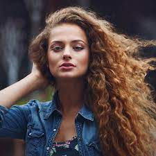 Dai tagli ricci corti a quelli medi e lunghi, ecco tutte le tendenze in fatto di capelli ricci e le foto dei look più glamour a cui . Tagli Capelli Ricci Il Blog N 1 Sui Capelli Ricci