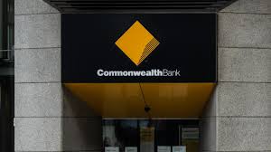 The previous commonwealth bank of australia dividend was 150c and it went ex 6 months ago and it was paid 4 months ago. Commonwealth Bank Says Business Growth Opportunities Are In Regional Australia