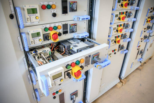 Low and Medium Voltage switchboards - Comeca Group
