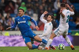 El real madrid , o lo que queda de él, llega a getafe para seguir peleando laliga , para responder a la victoria del atlético e intentar colocarse de nuevo a un punto del líder. Real Madrid X Getafe Liga Espanhola 2017 18 Campeonato Jornada 27 Photos Playmakerstats Com