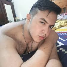 Beatriz Donis's Instagram, Twitter & Facebook