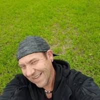 10+ "Michael Kasza" profiles