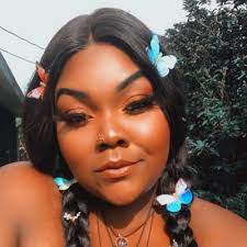 Chrissy King (@iamchrissyking)