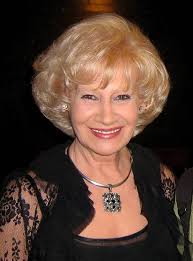 She is an actress, known for teatr telewizji (1953), täysillä kierroksilla (1995) and gwiazdy (2017). Krystyna Loska Wikipedia Wolna Encyklopedia