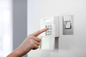 The 9 Best Wireless Security Systems Of 2021 Home Security Tips Diy Home Security Best Home Security