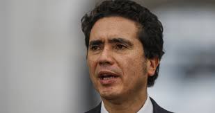 No puedes sacar a nadie. No hay ni evaluaciones": Briones transparenta qué  piensa del empleo público