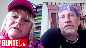 Die zukunftspläne von danni büchner und ennesto monte scheinen in die ferne zu rücken. Goodbye Deutschland Familie Mermi Schmelz So Gehts Ihnen Nach Dramatischer Flucht Aus Osterreich Youtube