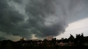 Aktuelle wetterwarnungen für kreis leipzig. Unwetter In Der Elbestadt Hier Fegt Ein Tornado Uber Magdeburg Hinweg Leipzig Bild De