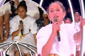 Jennifer lopez & daughter emme share amazing 'let's get loud' duet during 2020 super bowl halftime show. Marc Anthony Gushes Over Daughter Emme 11 At Half Time Super Bowl Gig With J Lo Mirror Online