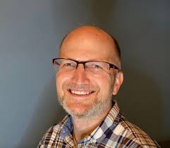 O santo dos últimos dias e 'pai dançarino'