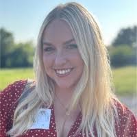 Lisa Heishman's Instagram, Twitter & Facebook