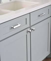 Changing the floor, replacing appliances, the best kitchen cabinets and so on can add up very fast. Top 10 Amazing Kitchen Cabinet Handles