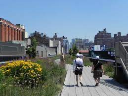 Designers James Corner Field Operations Location New York City Http Www Thehighline Org New York City York City Street View