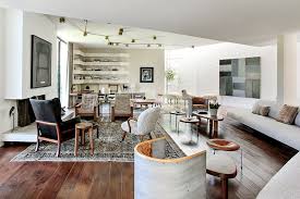 The Funny Thing Is Ellen Really Has Design Chops Furnishings Lighting Ellen Degeneres Home Ellen Degeneres House Design
