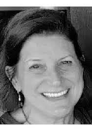 Sandra Lamme's Instagram, Twitter & Facebook