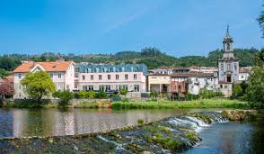 Exact local time in arcos de valdevez. Arcos De Valdevez Uma Vila Historica Com Boa Gastronomia E Em Comunhao Com A Natureza