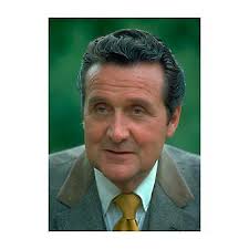 TV Times Patrick Macnee As Jon Steed In The New Avengers Men's T-Shirt