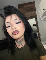 Bahram Karimi's Instagram, Twitter & Facebook