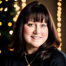 Hoping to connect with more female AI experts here