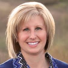 Peggy Hash's Instagram, Twitter & Facebook