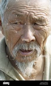 Un vecchio di 70 anni le renne herder sciamano dalla regione di Magadan  Foto stock