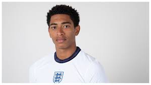 Our biography of jude bellingham tells you facts about his childhood story, early life, parents, family, girlfriend/wife to be, net worth, lifestyle, and personal life. England Jude Bellingham Called Up For England At Age Of 17 Marca