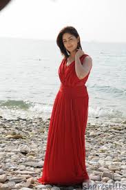 Image result for yami gautam in action jackson blue saree