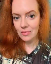 Zoe Meadows's Instagram, Twitter & Facebook