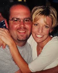 Denise and Stu, then and now ❤️ This amazing couple has been married 32  years! Happy Valentine's Day! #Valentinesday #flashbackfriday