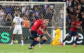 Trophée des champions) là trận đấu bóng đá giữa đội vô địch ligue 1 và đội đoạt cúp bóng đá pháp (coupe de france). Zfdj0kalfxsemm