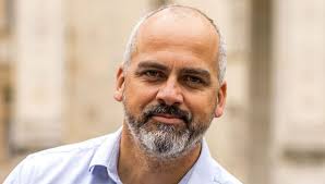 Affaire Le Graët : "C'est malsain de confier les destinées de tout un sport  à un seul homme"