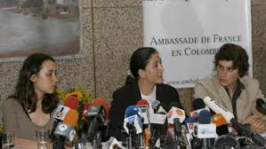 Betancourt was kidnapped by the revolutionary armed forces of colombia (farc). Ingrid Betancourt Pasa Sus Primeras Vacaciones En Libertad Con Sus Hijos