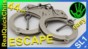 How To Pick A Master Lock With A Bobby Pin Can You Escape From Handcuffs How To Pick A Lock With Bobby Pins Lock Picking Bobby Pins Handcuffs