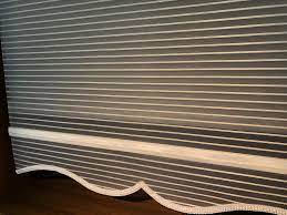 Bu video da zebra ve stor perdelerin kornije nasıl pratik şekilde takılıp ve söküldüğünü anlattım.kanalıma abone olarak bana destek verirseniz mutlu olurum. Stor Perde Nasil Takilir Nasil Cikarilir