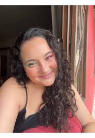 Exploring the Friendship of Glinda and Elfie