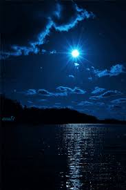 RÃ©sultat de recherche d'images pour "gif de clair de lune"