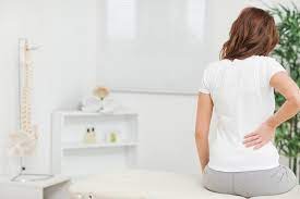 Terganggu dengan sakit atau nyeri punggung sebelah kiri? Gejala Sakit Punggung Sebelah Kanan Atau Kiri Yang Perlu Diwaspadai Alodokter