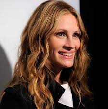 Brooklyn Beckham Photographs 'Game of Thrones' Sophie Turner Sitting On The  Toilet