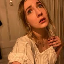 Donna Taniguchi's Instagram, Twitter & Facebook