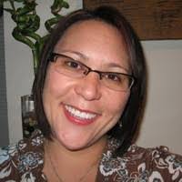 Lori Luke's Instagram, Twitter & Facebook