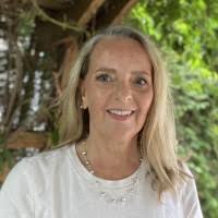 10+ "Roxanne Samson" profiles