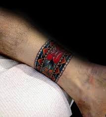 Unique Tattoo Trends Ankle Band Old School Traditional Flower Tattoo Design On Man Handgelenk Tattoos Fur Manner Armband Tattoo Bein Band Tattoos