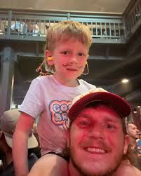 Parker Lowry (@otownsmurf) • Instagram-foto's en -video's