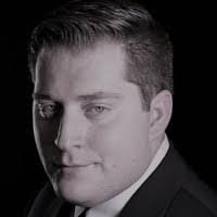 Evan Hurley's Instagram, Twitter & Facebook