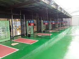 Contact 大魯閣 棒壘球‧保齡球‧卡丁車 on messenger. å¤§é­¯é–£